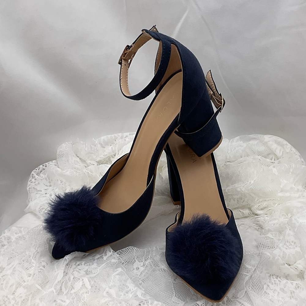 Zalore Womenβs Sz6.5 Navy Blue Pointed-Toe Featuring Pom-Poms Women's Heels 0205